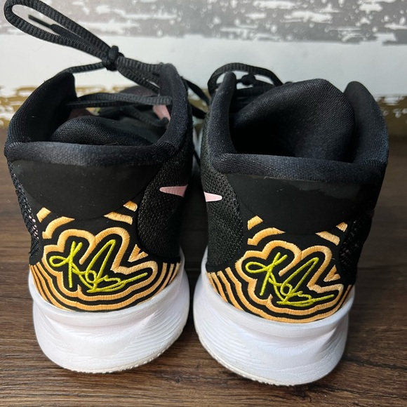 Kyrie “Ripple Effect” - Picture 3 of 6